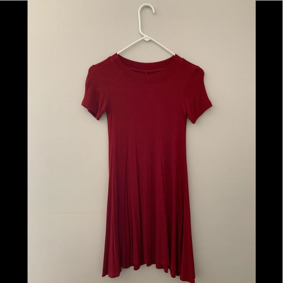 American Eagle Outfitters Dresses & Skirts - NWOT American Eagle Maroon Short Sleeve Dress